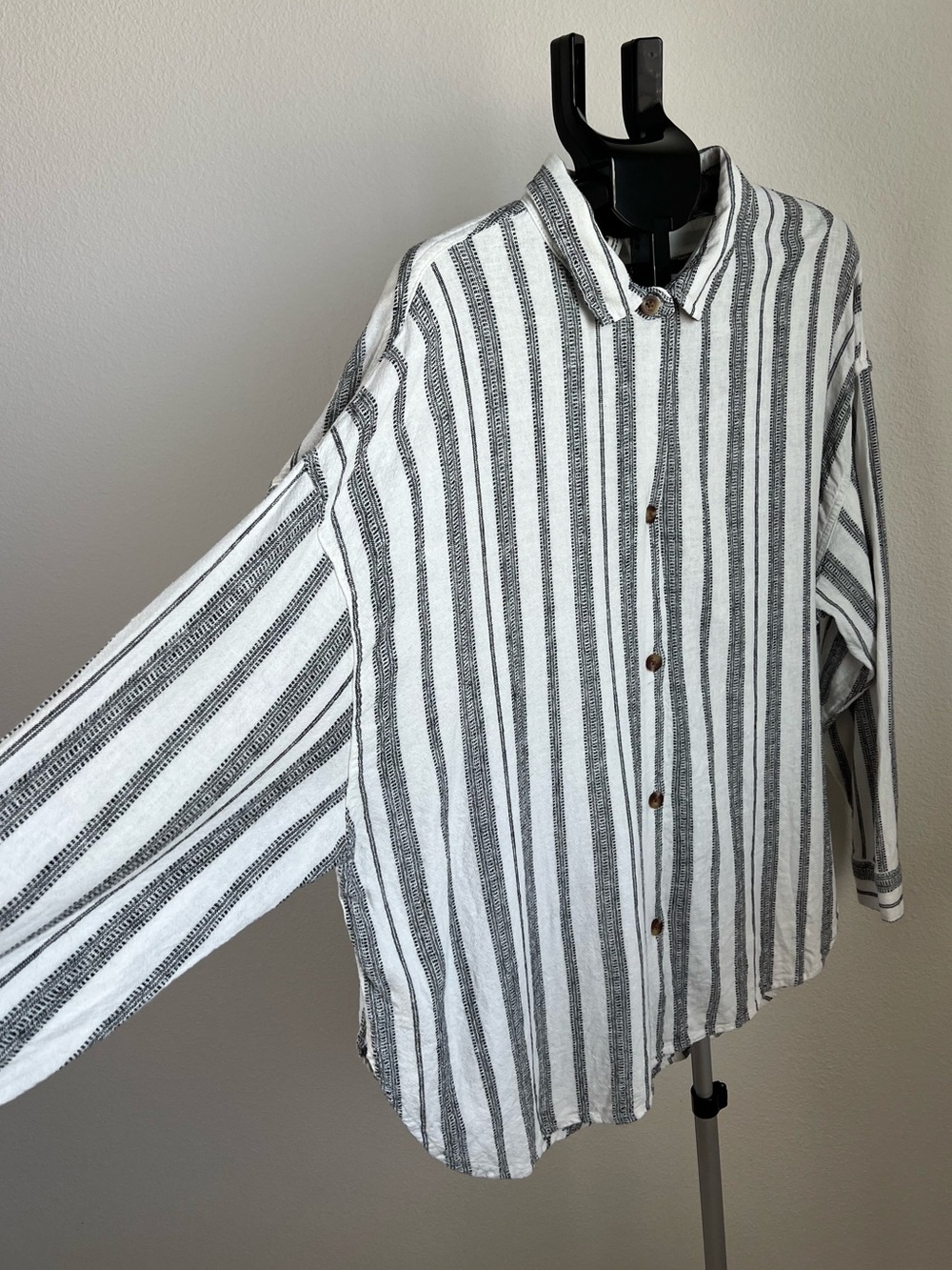 Roxy Linen Blend Oversized Striped Button Up Shirt XL Coastal Beachy Boho‎